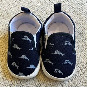 Tommy Bahama Toddler Boy Swordfish Crib Shoes Blue White NWOT 6-12 Months